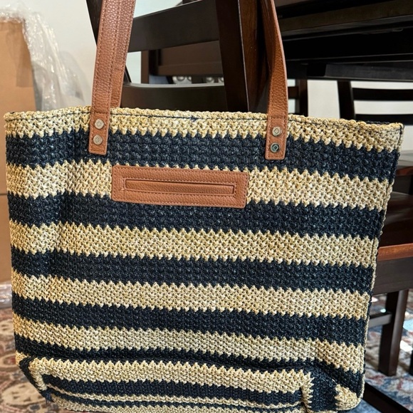 Thirty One Bundle In Navy Striped Straw - Picture 13 of 16